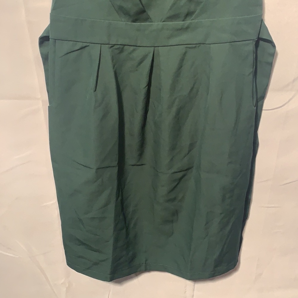Green Sheath Dress - Picture 4 of 4
